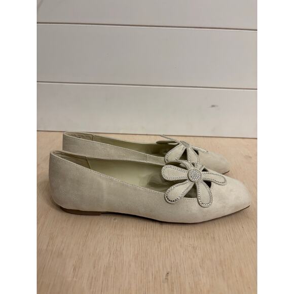 Katy Perry Shoes - Katy Perry The Evie Daisy Flats Faux Suede Cream Ballet Rhinestone Size 8.5 NWOB